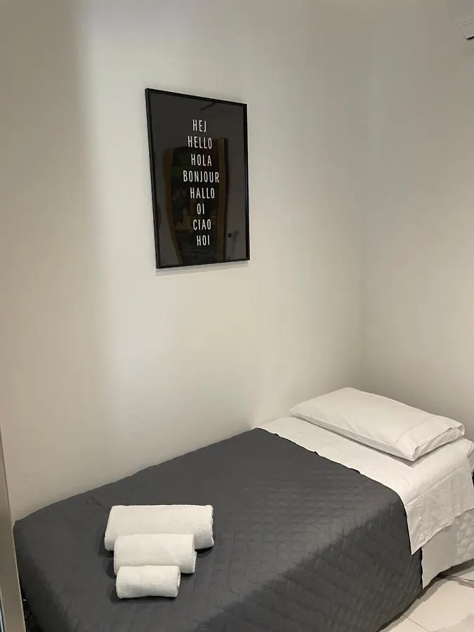 Casa Vacanze Donna Pina Palerme 0*,  Italie